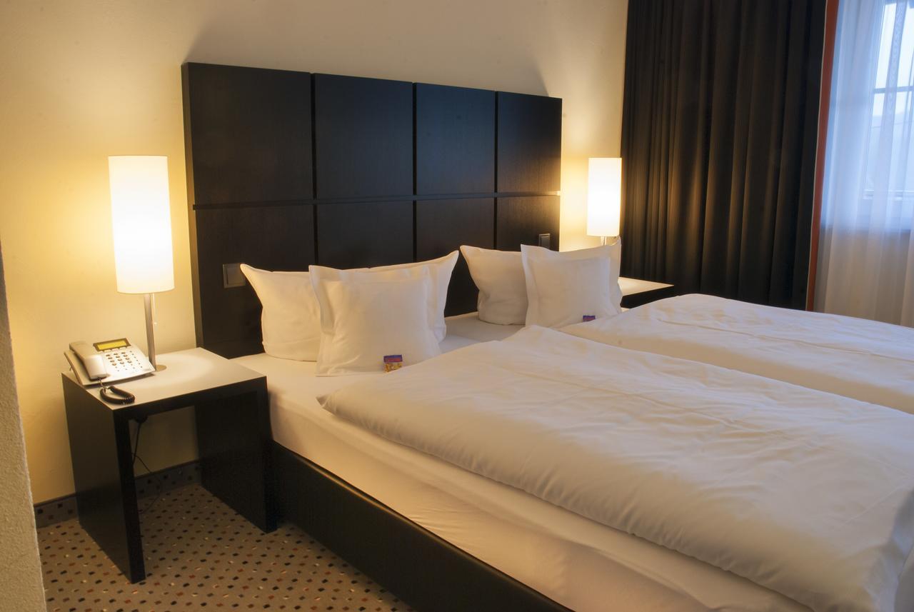 Hotel Burgcafe Dattenfeld Bagian luar foto