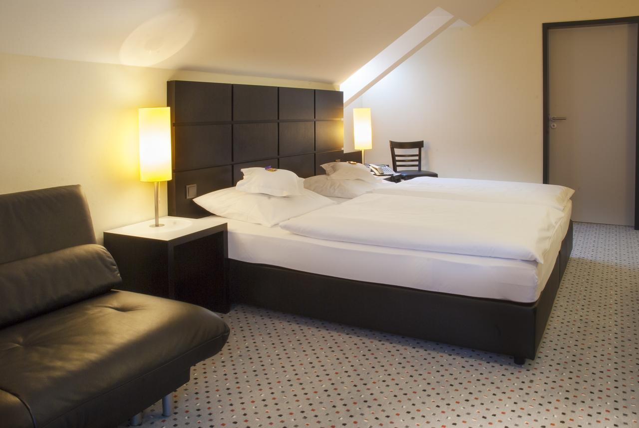 Hotel Burgcafe Dattenfeld Bagian luar foto